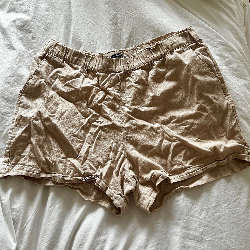 Linen shorts!